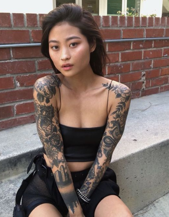 Bras Complet Tatoué Noir