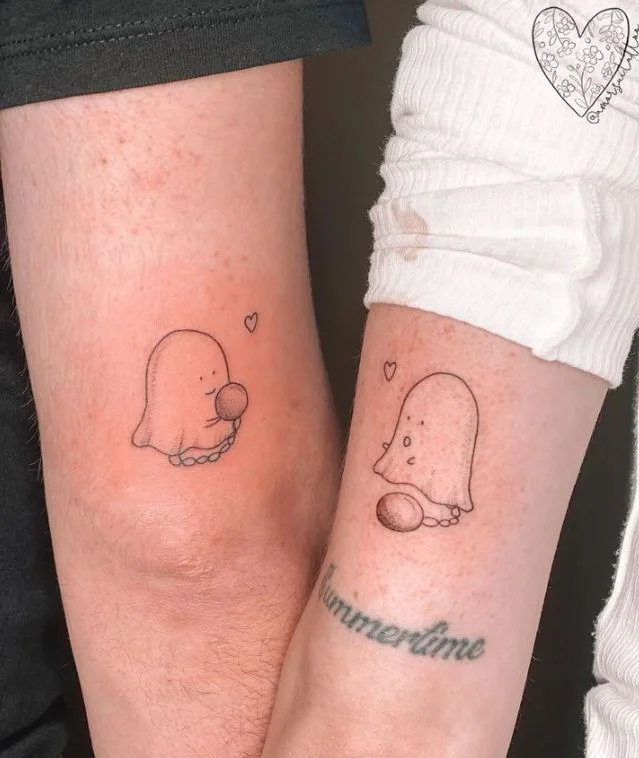 2 Tatouage Fantome Et Chaine A Deux Instagram Amorsuitattoo.jpg