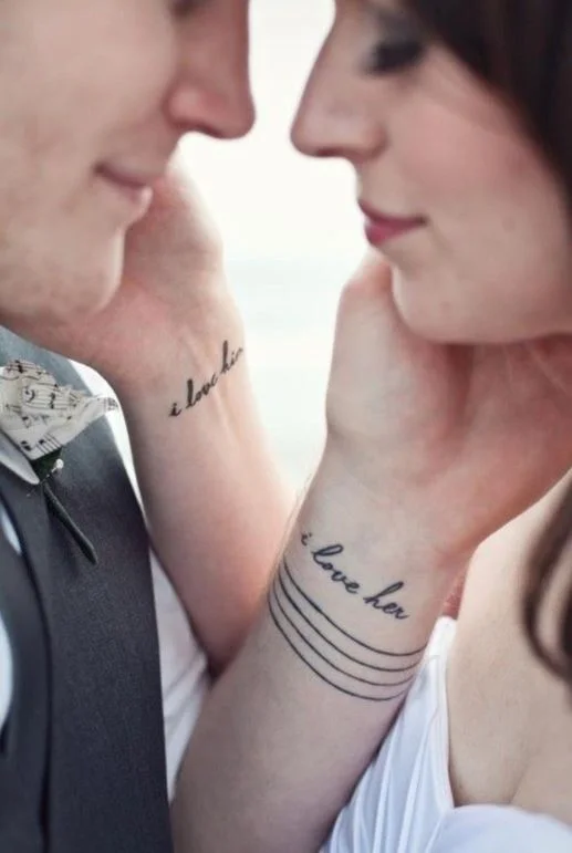 55 Tatouage Phrase Et Bracelet Lineaire Pour Couple Pinterest.jpg