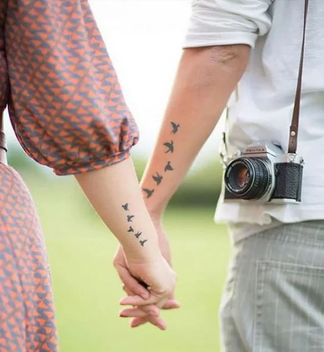 6 Tatouage Couple Envolee Doiseaux En Tatouage Couple Pinterest.jpg