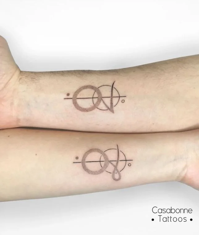 86 Tatouage Figures Geometriques En Commun Couple Instagram Casabone Tattoos.jpg