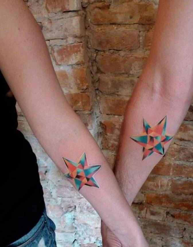 92 Tatouage Etoile Coloree Couple Pinterest.jpg