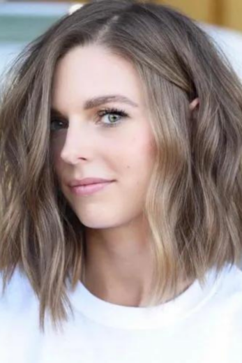 Coupes De Cheveux Femme Mi Long 20 768x1152
