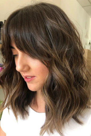 Coupes De Cheveux Femme Mi Long 4 768x1152