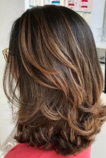 Coupes De Cheveux Femme Mi Long 5 768x1152