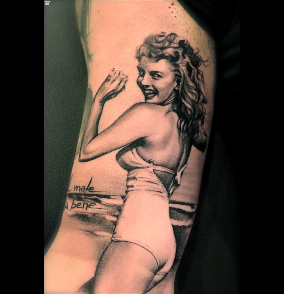 Encre Par Silvia Princess Une Pin Up Encree Sur Le Bras 989x1024