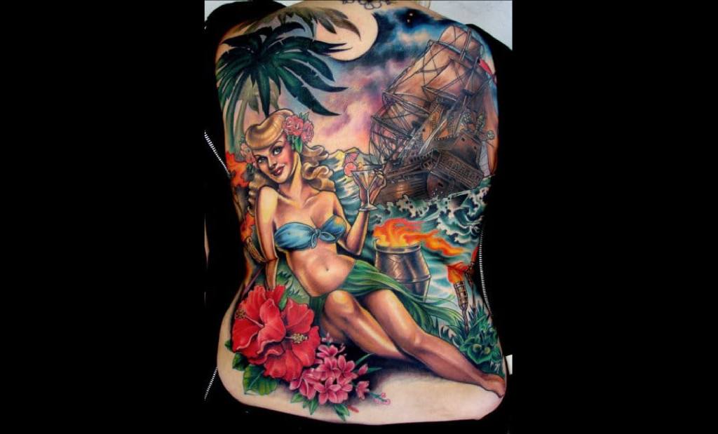 Par Hannah Aitchison Une Pin Up Tatouee Dans Le Dos 1024x619